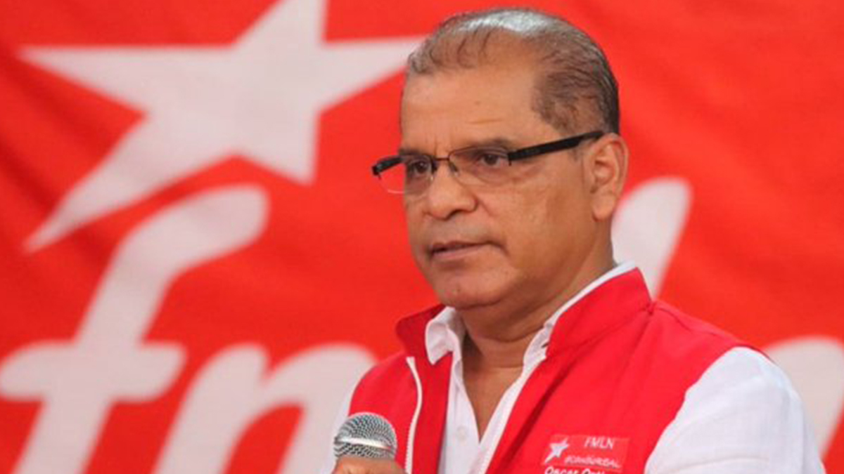 Ausencia de Óscar Ortiz en el cierre de campaña del FMLN