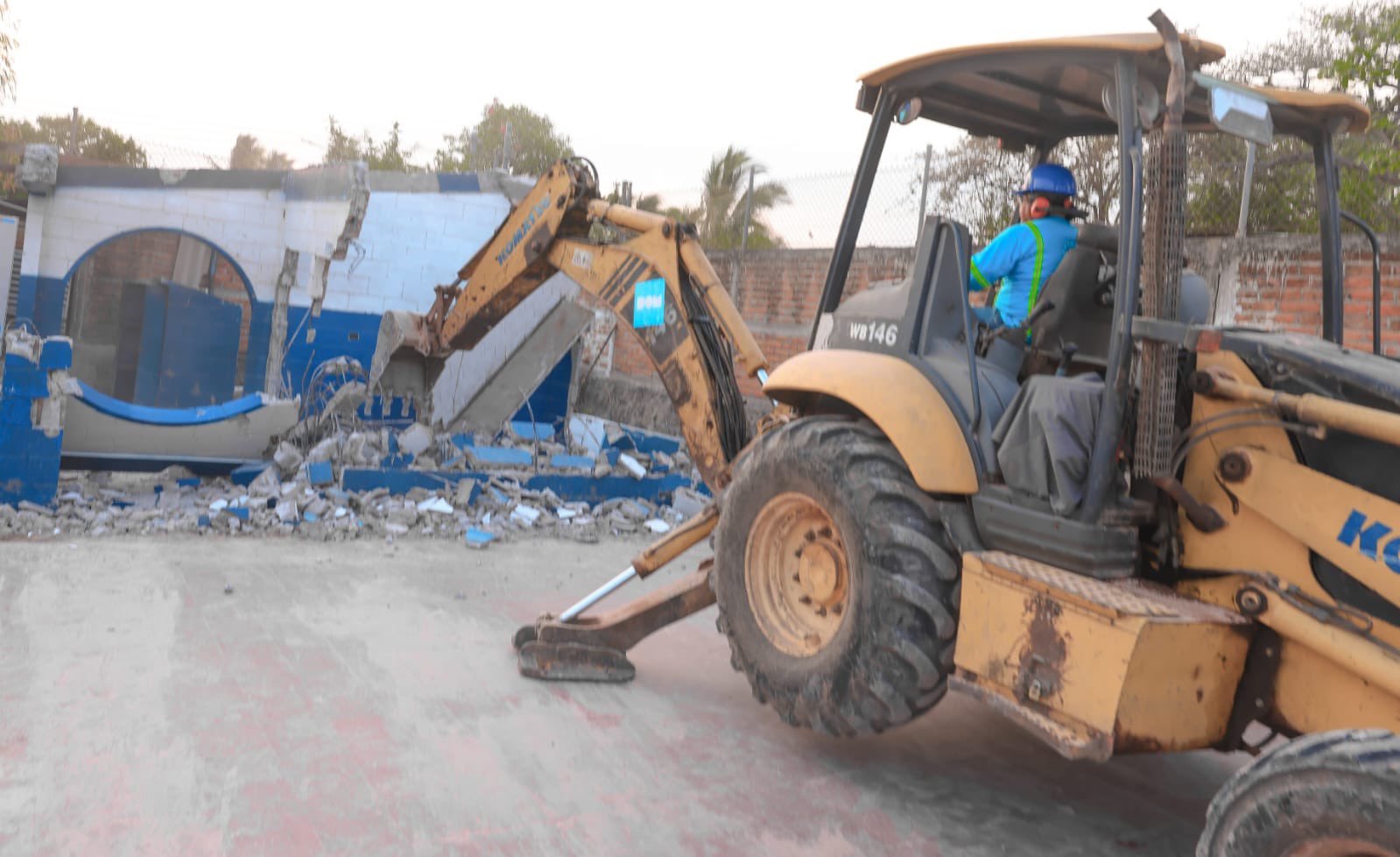 DOM inicia reconstrucción de nuevo centro educativo de Santa Ana